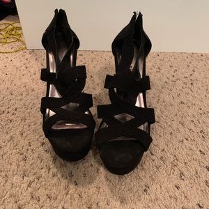 Madden Girl Wedges
